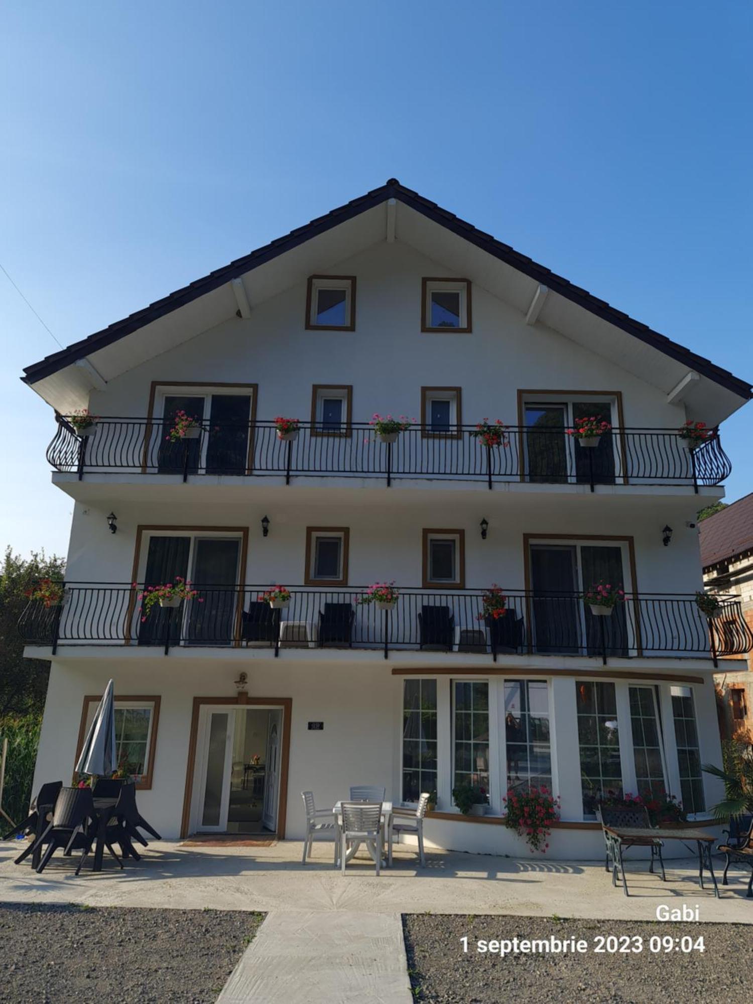 Casa Anne Hotell Băile Herculane Eksteriør bilde